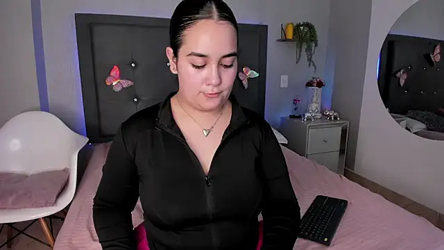 emma lye online show from 07/06/26, 06:43