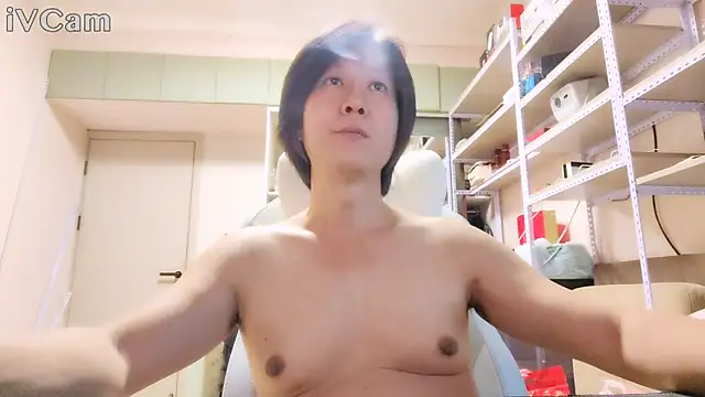 Snapshot of majlee2024 chatting on 10/07/25, 03:09 majlee2024 online show from 10/07/25, 03:09