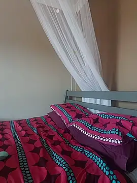 Missmesexycouple69 online show from 09/22/25, 12:29