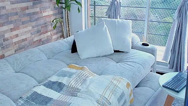 Snapshot of zaiin_diesel chatting on 12/17/24, 11:28 zaiin diesel online show from 12/17/24, 11:28