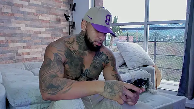 Snapshot of zaiin_diesel chatting on 01/13/25, 11:30 zaiin diesel online show from 01/13/25, 11:30