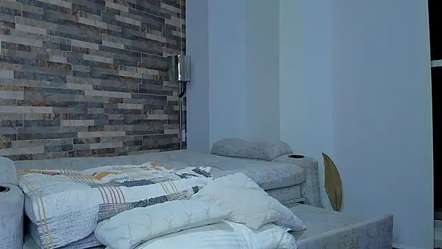 Snapshot of zaiin_diesel chatting on 02/25/25, 10:15 zaiin diesel online show from 02/25/25, 10:15