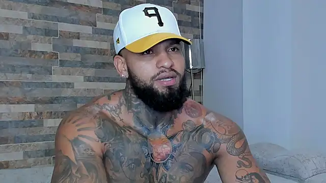 Snapshot of zaiin_diesel chatting on 03/18/25, 01:53 zaiin diesel online show from 03/18/25, 01:53