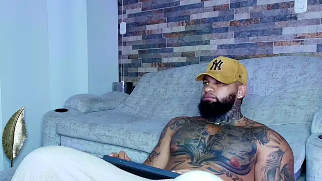 Snapshot of zaiin_diesel chatting on 10/01/25, 08:31 zaiin diesel online show from 10/01/25, 08:31