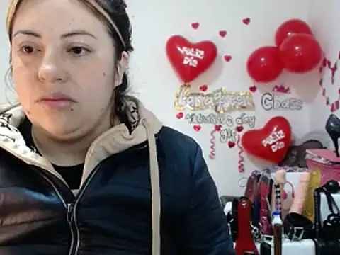 Snapshot of lanaqueen699 chatting on 02/18/25, 12:06 lanaqueen699 online show from 02/18/25, 12:06
