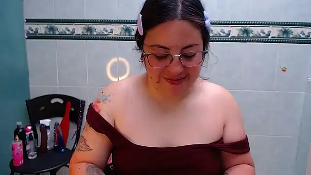 lanaqueen699 online show from 11/10/25, 12:26