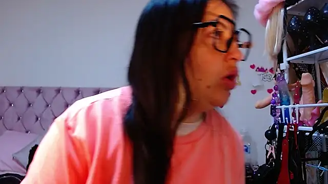 lanaqueen699 online show from 03/31/26, 12:27