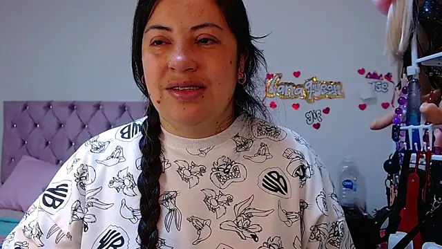 lanaqueen699 online show from 04/06/26, 12:28