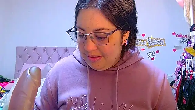 lanaqueen699 online show from 05/07/26, 12:10