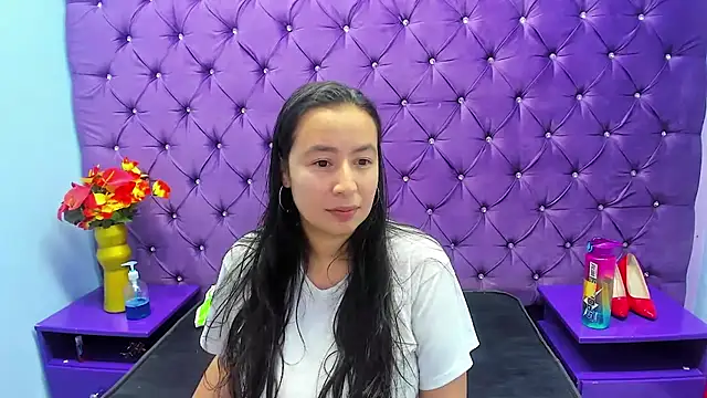 Snapshot of NaomyPrinces chatting on 04/29/26, 01:59 NaomyPrinces online show from 04/29/26, 01:59