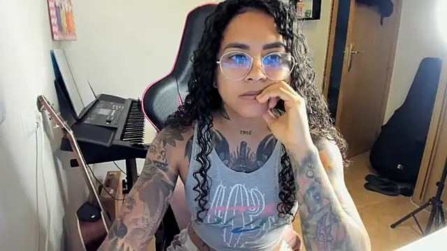 Ama music online show from 10/16/25, 07:42