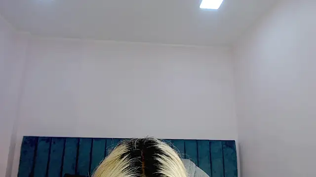 april bunnyy online show from 03/17/26, 07:50