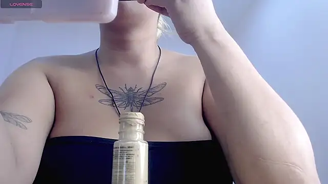 april bunnyy online show from 03/24/26, 05:40