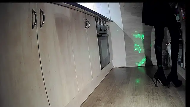 FLakiReve online show from 11/14/25, 09:24