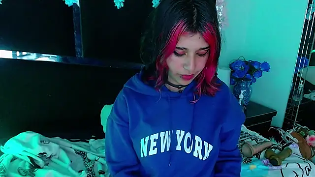 UnderBaby  online show from 02/25/25, 11:00