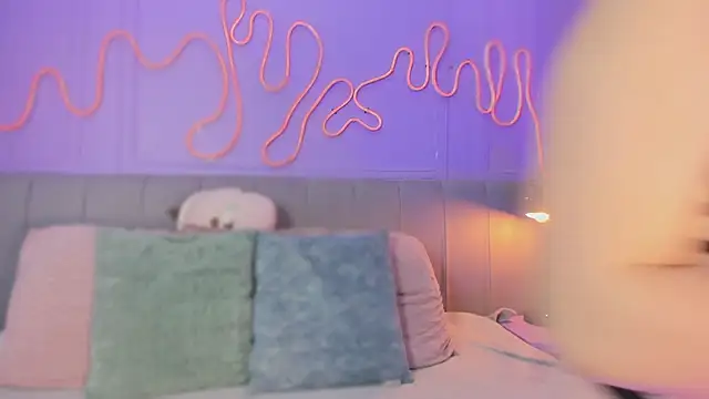 Mai higurashi online show from 10/10/25, 07:57