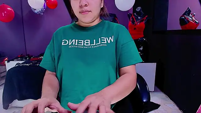 AmorMia online show from 02/23/25, 12:27