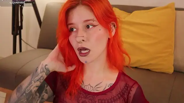 Snapshot of Daarlene chatting on 02/24/26, 04:38 Daarlene online show from 02/24/26, 04:38