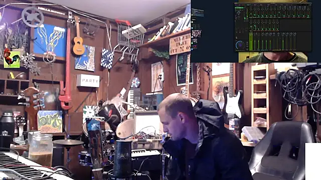 Snapshot of itsjameswebbscope chatting on 11/05/25, 03:45 itsjameswebbscope online show from 11/05/25, 03:45