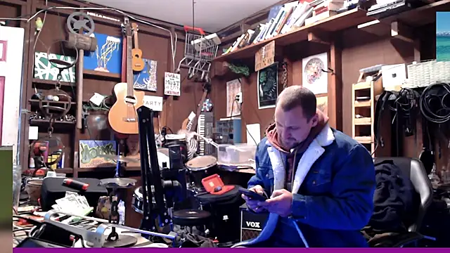 Snapshot of itsjameswebbscope chatting on 12/04/25, 05:54 itsjameswebbscope online show from 12/04/25, 05:54