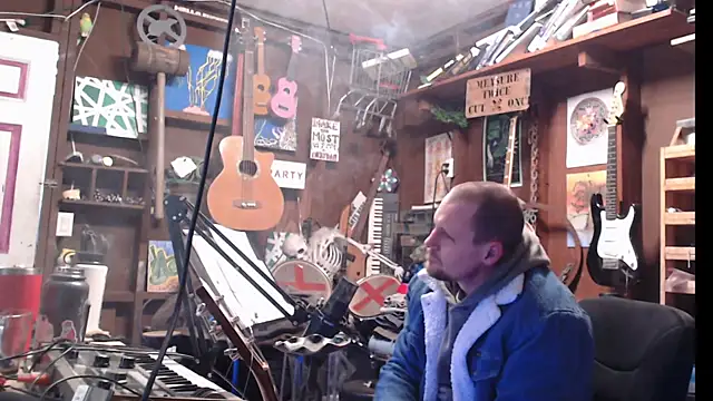 Snapshot of itsjameswebbscope chatting on 01/09/26, 05:04 itsjameswebbscope online show from 01/09/26, 05:04