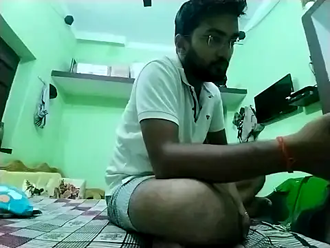 bigvorn6 online show from 10/19/25, 04:07