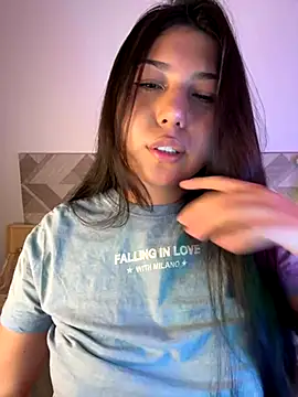 Maii chan online show from 10/19/25, 03:01