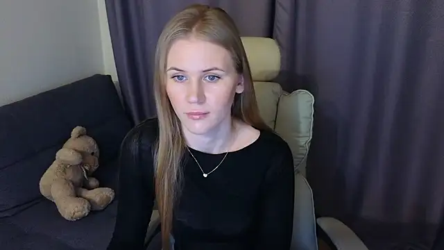 IsabelAllen online show from 12/03/24, 06:04