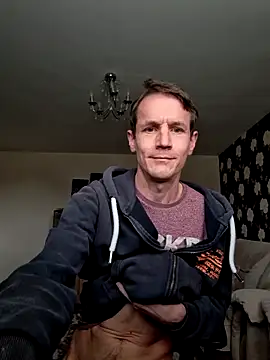 Snapshot of outdoorfun22 chatting on 02/23/26, 10:45 outdoorfun22 online show from 02/23/26, 10:45