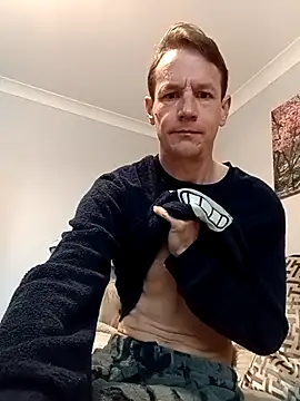 outdoorfun22 online show from 04/03/26, 06:44