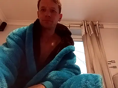 outdoorfun22 online show from 04/04/26, 06:00