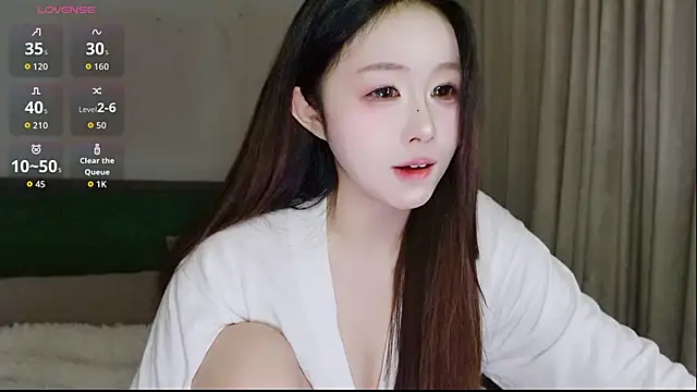 Hazel-11 online show from 01/19/26, 01:59