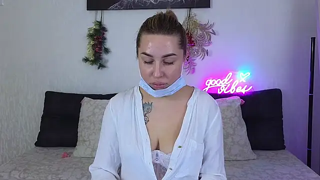 Snapshot of KisssAmmeli chatting on 01/07/25, 12:31 KisssAmmeli online show from 01/07/25, 12:31