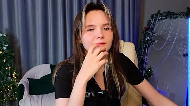 CiriRianonn online show from 01/13/26, 04:18