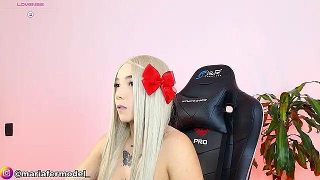 Mariafer05 online show from 03/03/26, 04:02