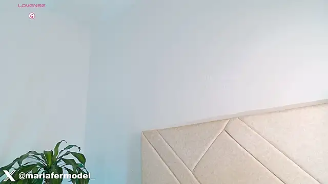 Mariafer05 online show from 07/17/26, 04:23