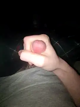 Snapshot of SoloExploder101 chatting on 02/15/26, 01:24 SoloExploder101 online show from 02/15/26, 01:24