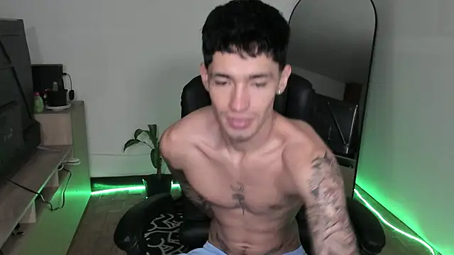 Damon  333 online show from 12/21/25, 10:39