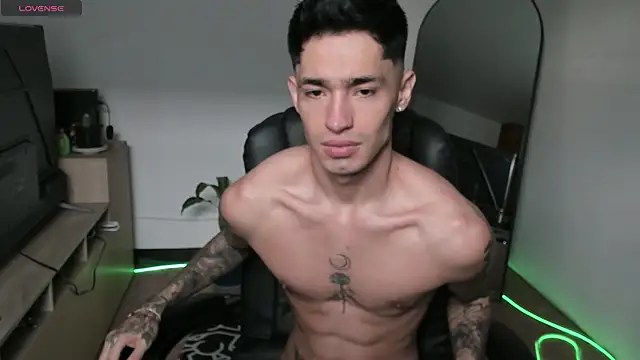 Damon  333 online show from 12/22/25, 09:12