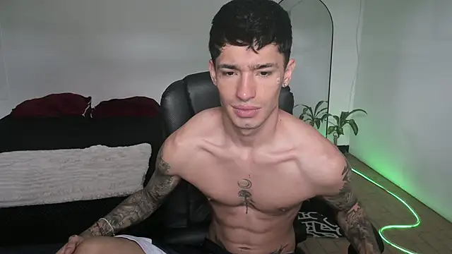 Damon  333 online show from 04/11/26, 04:22