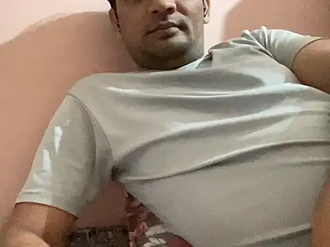 NiceBoy9099 online show from 11/20/25, 05:56