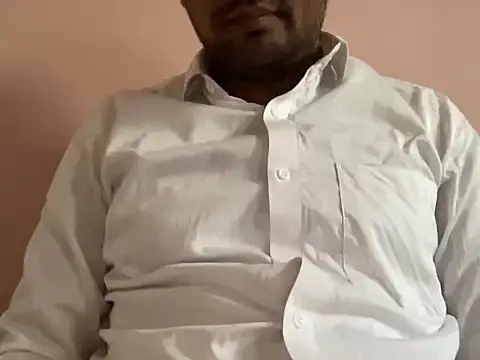 NiceBoy9099 online show from 02/18/26, 05:36