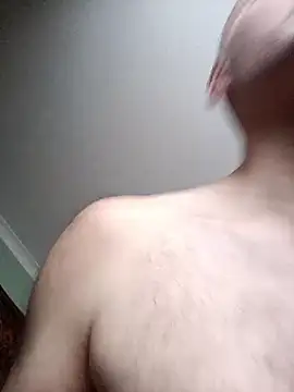 Pineapple04 online show from 01/14/26, 05:57