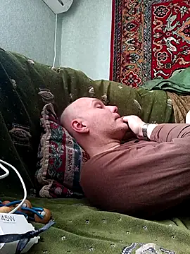 Pineapple04 online show from 02/18/26, 08:32