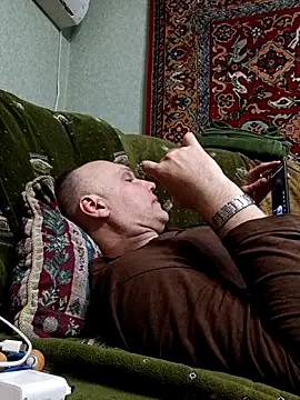 Pineapple04 online show from 02/27/26, 05:57