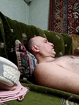 Pineapple04 online show from 03/26/26, 08:25