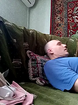 Pineapple04 online show from 04/01/26, 02:47