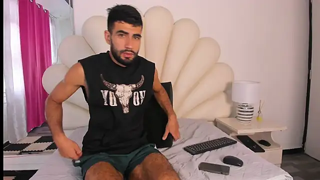 Snapshot of Ethan__Walker chatting on 01/30/25, 03:19 Ethan Walker online show from 01/30/25, 03:19