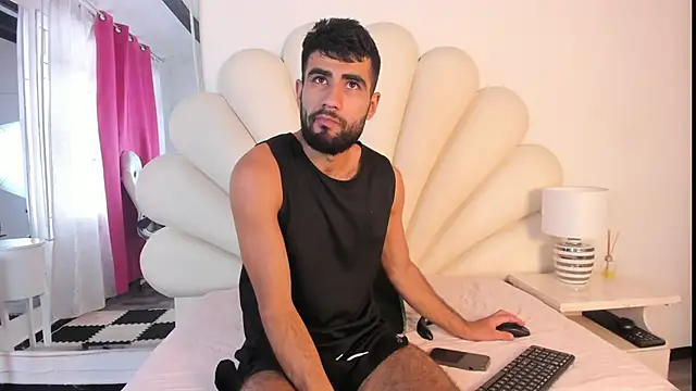 Snapshot of Ethan__Walker chatting on 01/31/25, 04:38 Ethan Walker online show from 01/31/25, 04:38