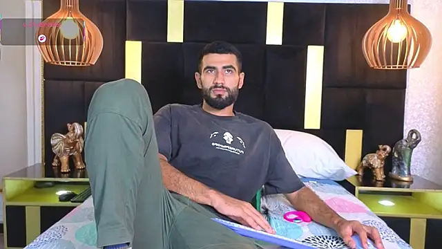 Snapshot of Ethan__Walker chatting on 11/24/25, 07:13 Ethan Walker online show from 11/24/25, 07:13